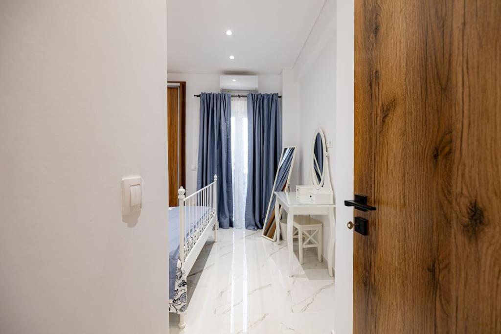Spacious And Modern Flat At Koukaki, Near Acropolis Athens Luaran gambar