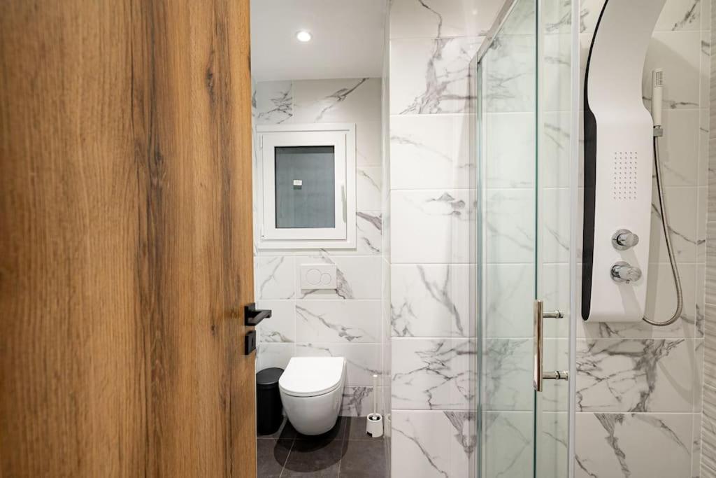Spacious And Modern Flat At Koukaki, Near Acropolis Athens Luaran gambar