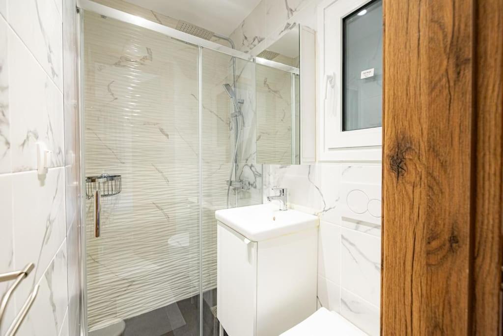 Spacious And Modern Flat At Koukaki, Near Acropolis Athens Luaran gambar